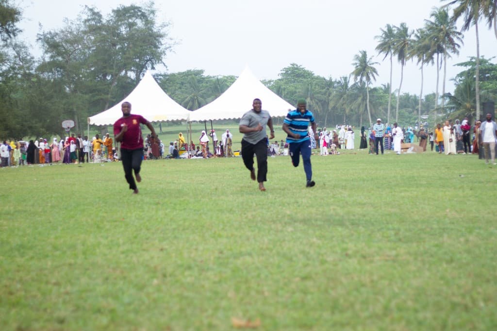 Retreat Team Game at the Daarut-Tawheed Eidul Fitr Family Retreat