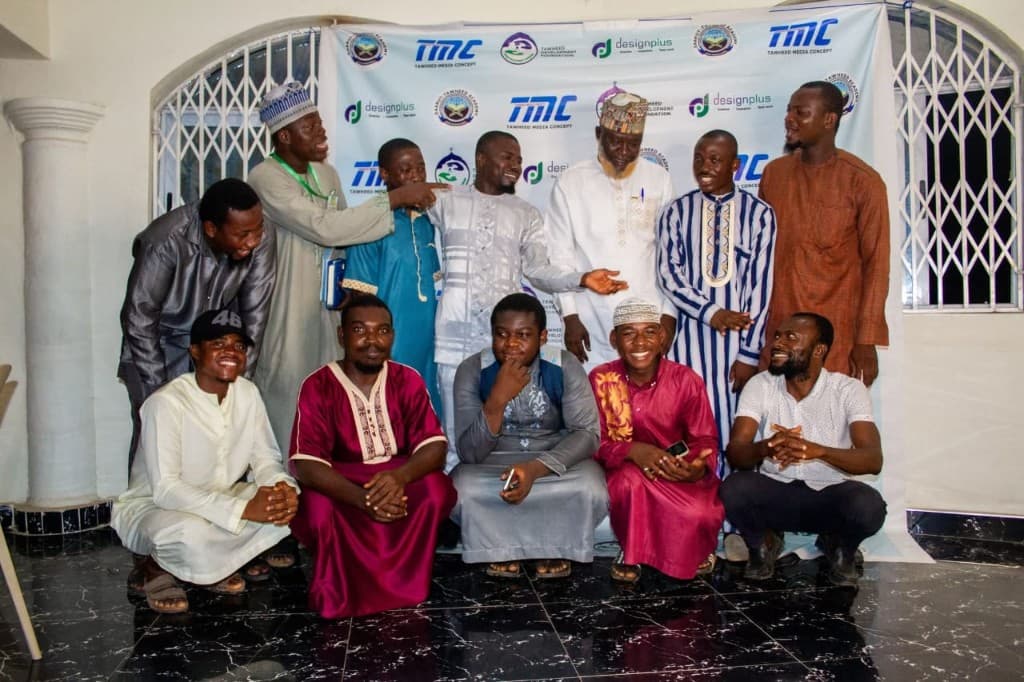 Group photo of community members at a Tawheed Development Foundation event
